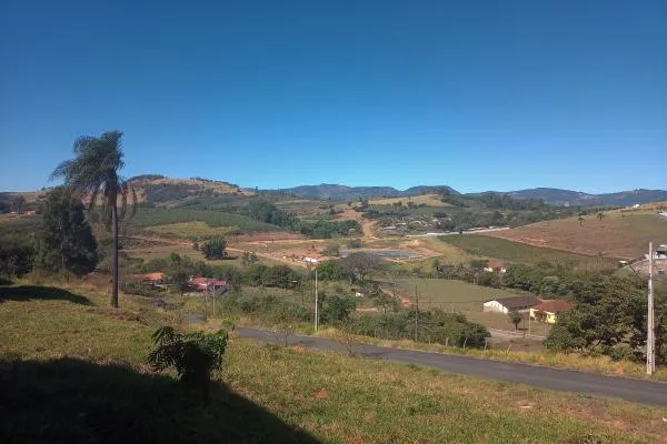 Canto dos Pássaros-Terreno com 300m², com esta vista deslumbrante. Outra coisa importante:...