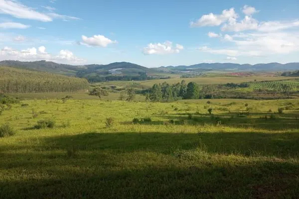 Descubra um lugar perfeito para escapar da agitação da cidade e aproveitar a tranquilidade da...