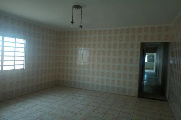 Casa com 2 quartos, sala, cozinha, garagem, no bairro João Teixeira Filho, bairro próximo da...