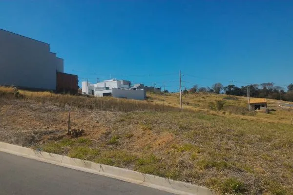 LOTES EM PRESTAÇÕES - O lugar ideal para construir a casa dos seus sonhos. Alto da Bela Vista, lotes com  250,00m², prontos para construir, com linda vista para a Serra do Caracol, até 144 meses para pagar. Bairro já formado por lindas residências de alto padrão. Para quem quer um terreno grande, para ter um amplo quintal, temos terrenos com área de 375 a 500m². - foto 4