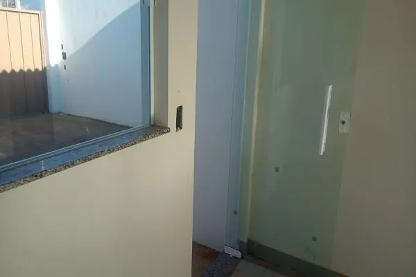 Ofereça este conforto para sua família. 2 quartos, novíssima, 2 vagas, quintal, Jardim Rio Branco. - foto 5