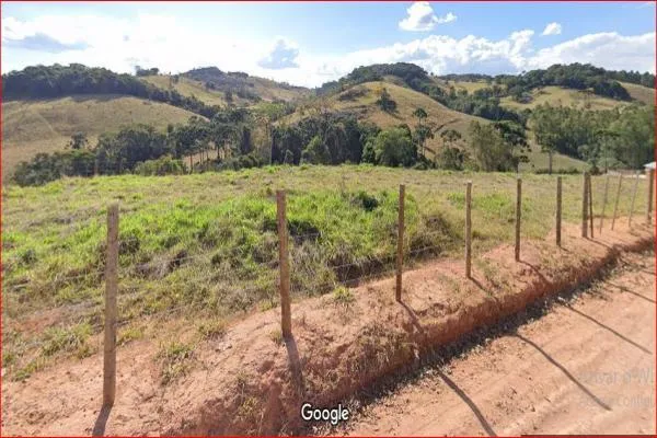 Área com 3,2 hectares (32.000,00m²), plana, córrego no meio das teras, próxima do Distrito do...