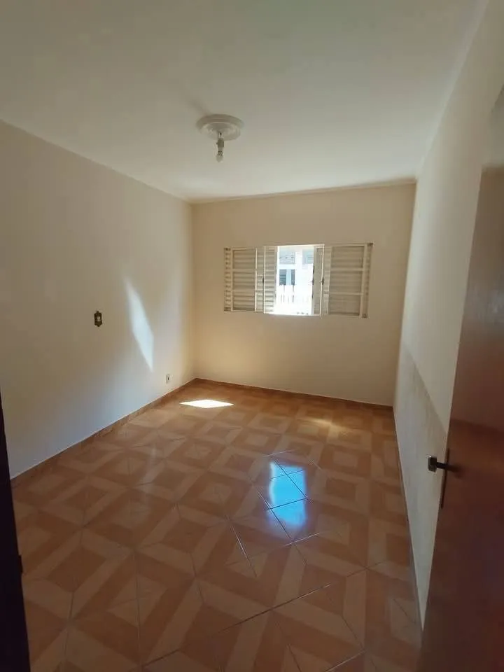Casa, 3 quartos, área de serviço, bem conservada, próxima da Vila Mosconi, confortável, 112m² de construção, terreno 150m² - foto 4